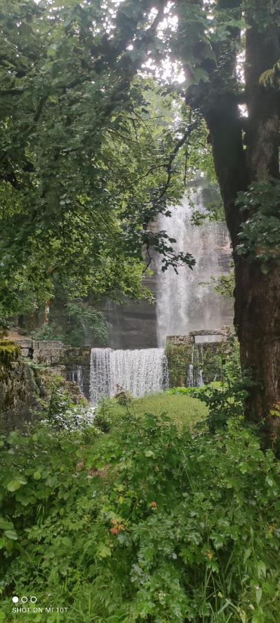 Le Jura En Toutes Saisons Piscine, Spa, Location Vtt, Balades 2Cv, Climatisation Bonlieu Dış mekan fotoğraf